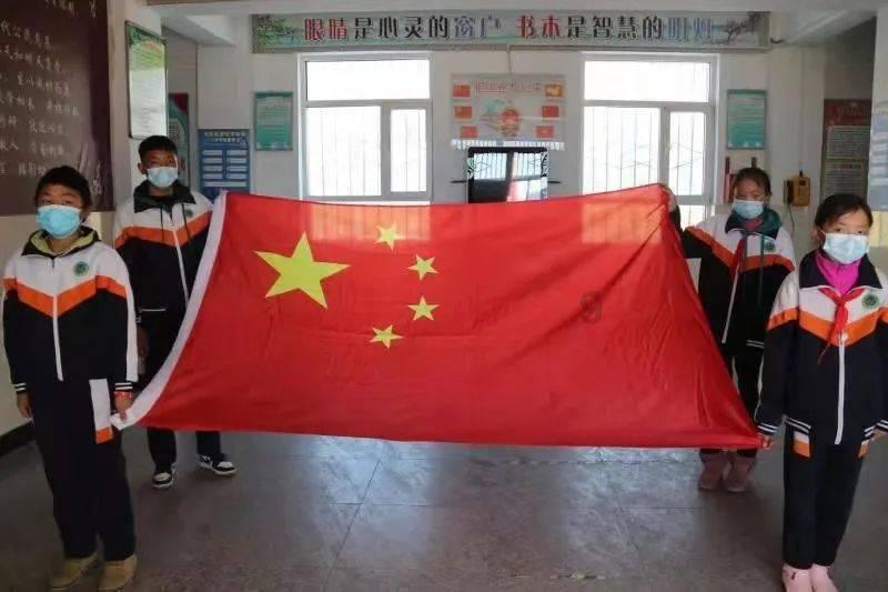 逃离办公室房间