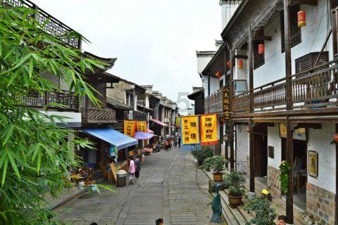 逃离部落洞穴